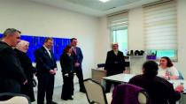 Bakan Göktaş Pendik Engelsiz Yaşam Merkezi’ni Ziyaret Etti
